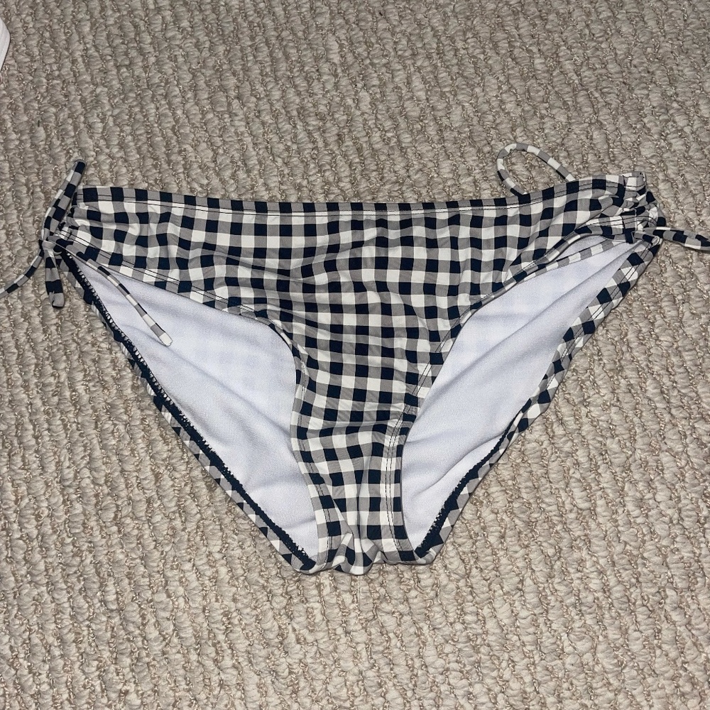 White House | Black Market bikini bottoms
